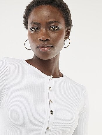 Pull manches courtes avec boutons fantaisie