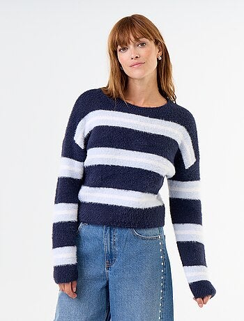 Pull poilu rayé à col rond