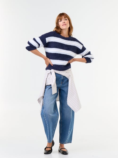 Pull poilu rayé à col rond - Kiabi
