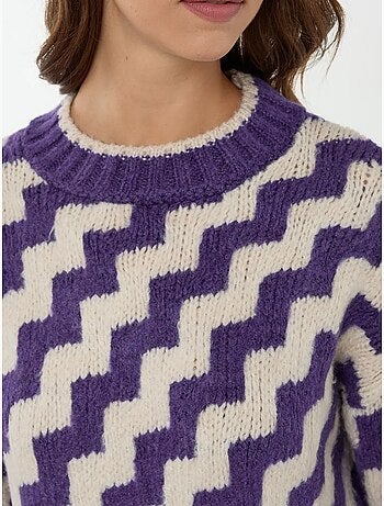 Pull ras du cou à motif zigzag
