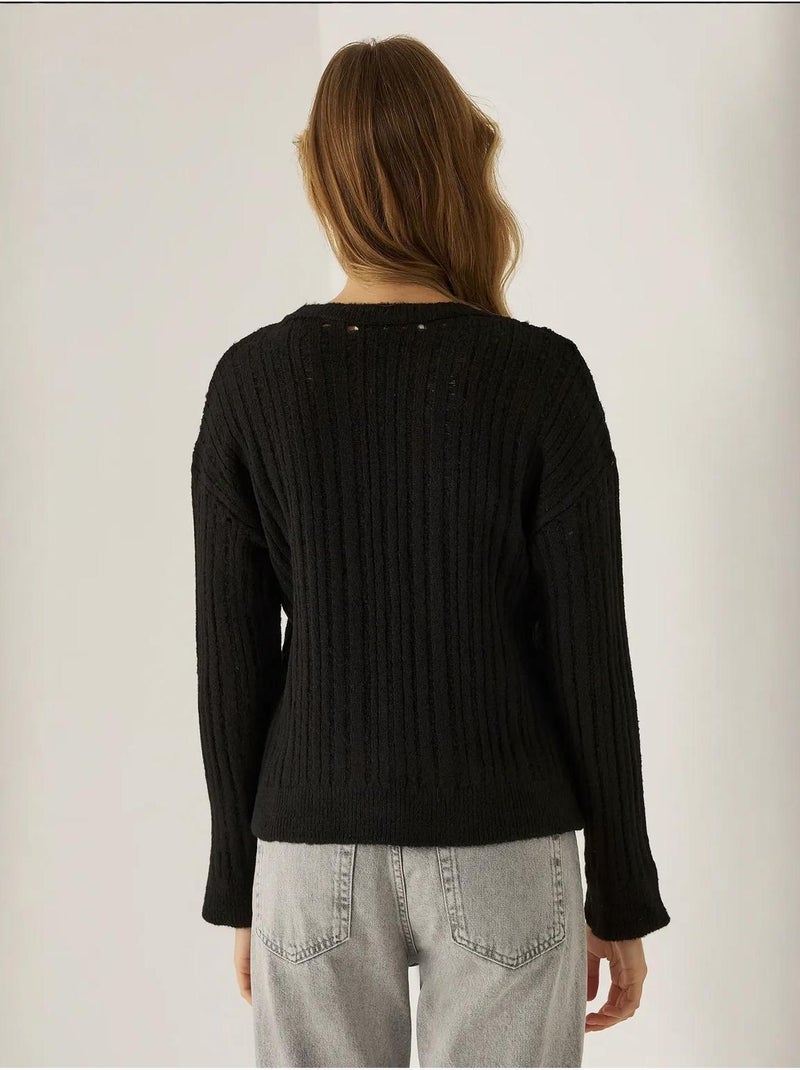 Pull ras du cou coupe décontractée Noir - Kiabi