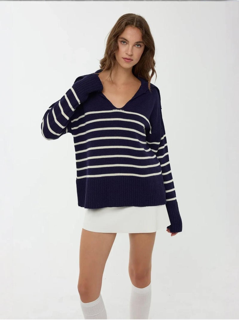 Pull rayé à col en V Bleu foncé - Kiabi