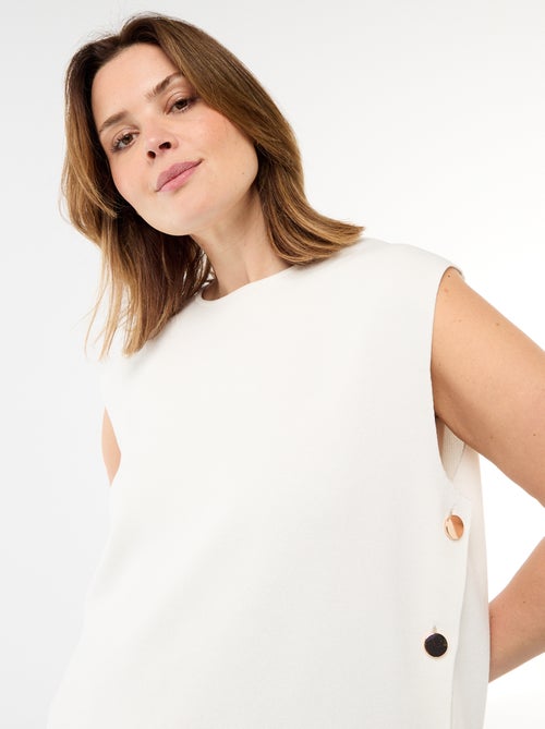 Pull sans manches avec boutons dorés sur côté - Kiabi