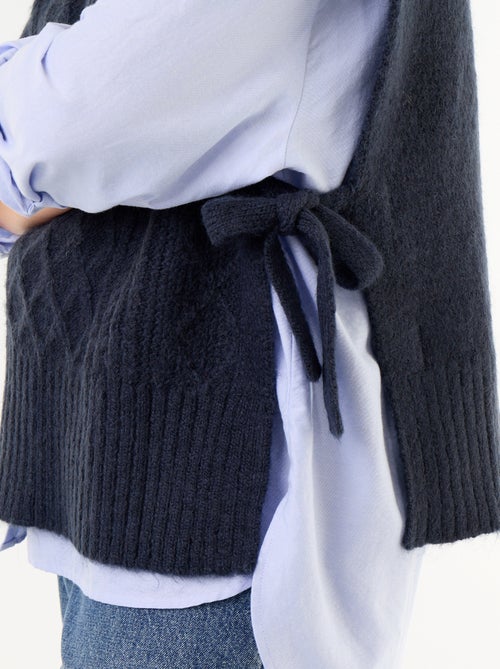 Pull sans manches avec nouette sur les côtés - Kiabi