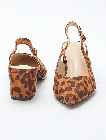 Pumps met spitse neus