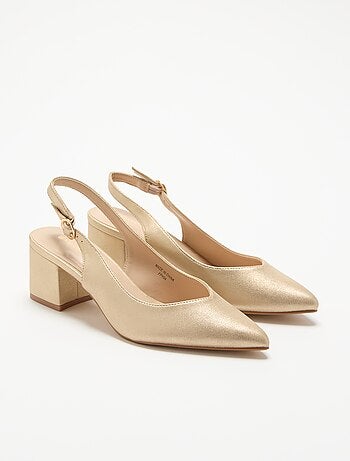 Pumps met spitse neus van goudkleurig imitatieleer