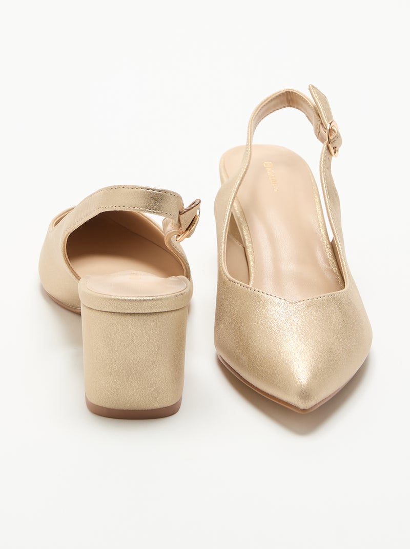 Pumps met spitse neus van goudkleurig imitatieleer Geel - Kiabi