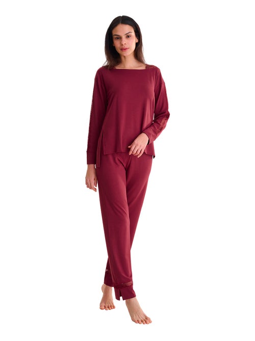 Pyjama pantalon top manches longues adventure - Kiabi Pyjama pantalon top manches longues adventure - Kiabi
