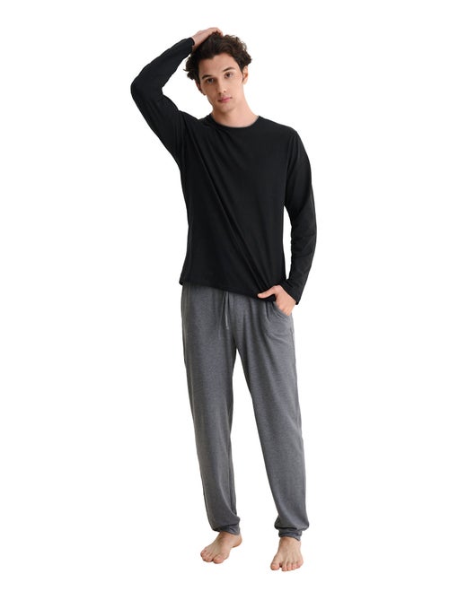 Pyjama pantalon top manches longues titan - Kiabi Pyjama pantalon top manches longues titan - Kiabi