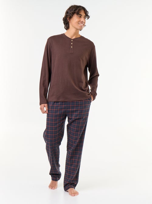Pyjama T-shirt + flanellen broek - 2-delig - Kiabi Pyjama T-shirt + flanellen broek - 2-delig - Kiabi