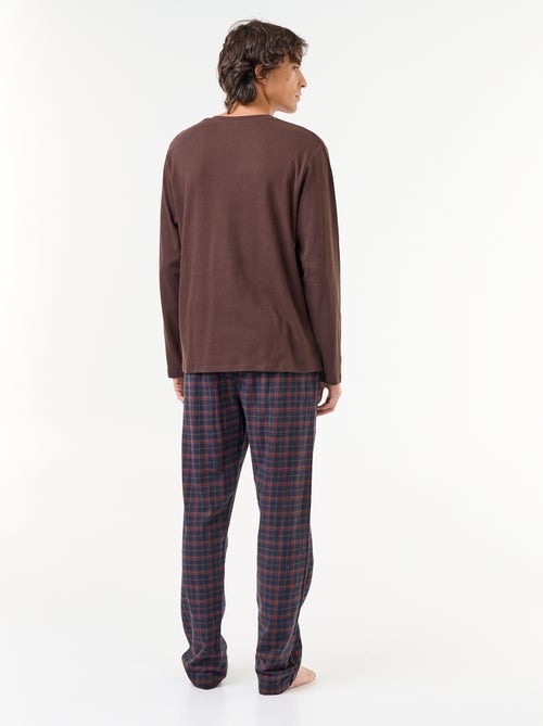Pyjama T-shirt + flanellen broek - 2-delig - Kiabi Pyjama T-shirt + flanellen broek - 2-delig - Kiabi
