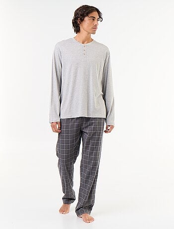 Pyjama T-shirt + flanellen broek - 2-delig