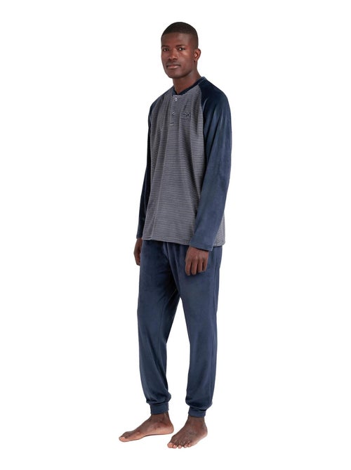 Pyjama velours tenue pantalon top manches longues basic stripes - Kiabi Pyjama velours tenue pantalon top manches longues basic stripes - Kiabi