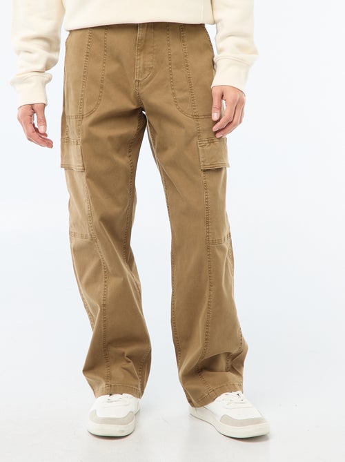 Recht / regular-fit effen broek met zakken - Kiabi