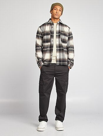 Rechte broek met veel zakken