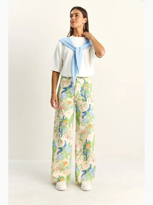 Rechte jeans met hoge taille paisleyprint lucci - Kiabi Rechte jeans met hoge taille paisleyprint lucci - Kiabi