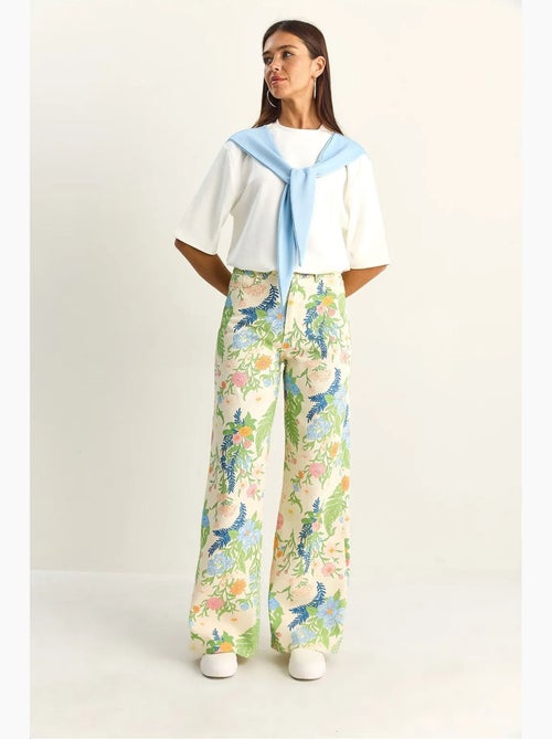 Rechte jeans met hoge taille paisleyprint lucci - Kiabi Rechte jeans met hoge taille paisleyprint lucci - Kiabi