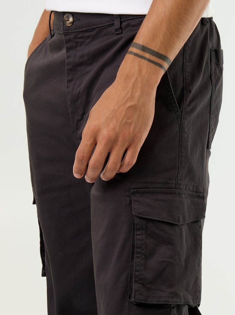 Regular fit-broek met meerdere zakken Zwart - Kiabi