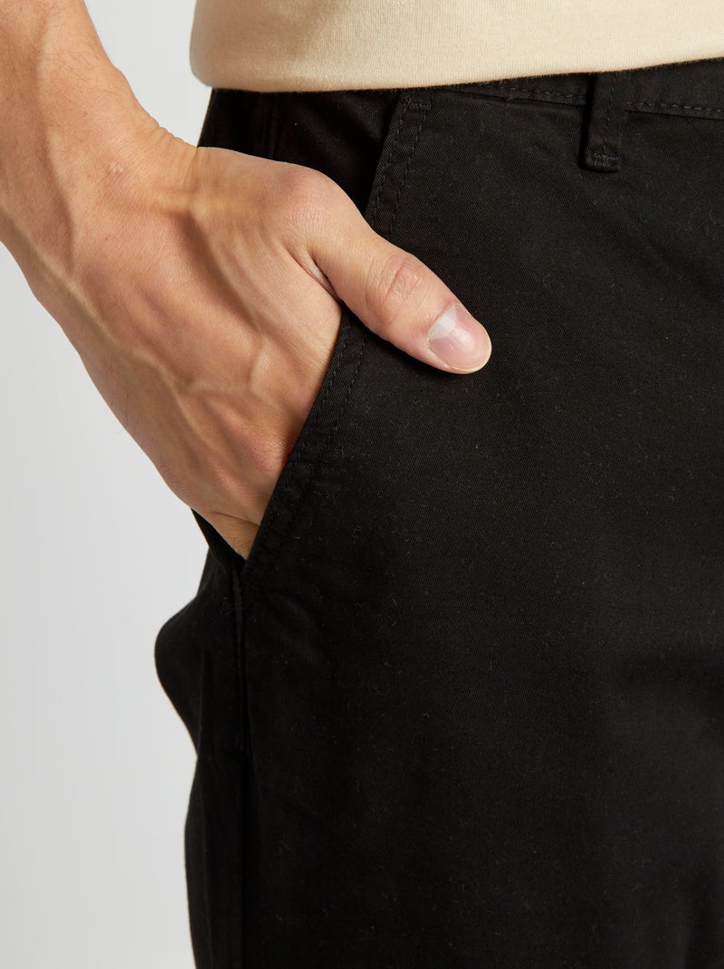 Regular-fit chino broek ZWART - Kiabi