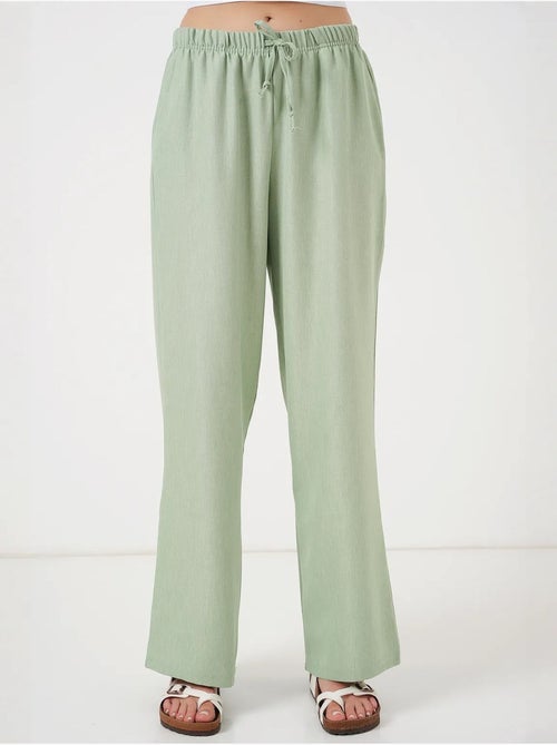 Relaxed broek met wijde pijpen en trekkoord bdart - Kiabi Relaxed broek met wijde pijpen en trekkoord bdart - Kiabi
