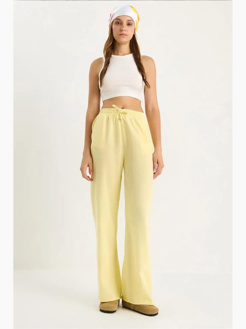 Relaxed fit wijde broek met trekkoord lucci - Kiabi Relaxed fit wijde broek met trekkoord lucci - Kiabi