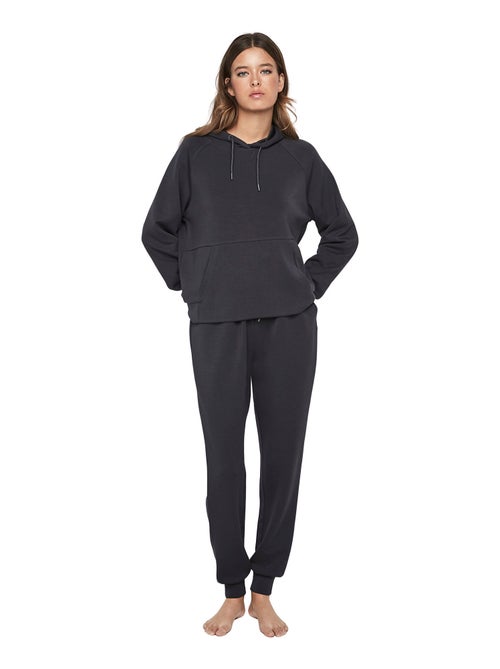 Relaxte pyjamabroek met capuchon p104 cozy chic - Kiabi Relaxte pyjamabroek met capuchon p104 cozy chic - Kiabi