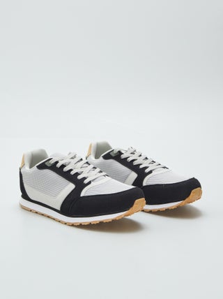 Retro sportschoenen in drie kleuren