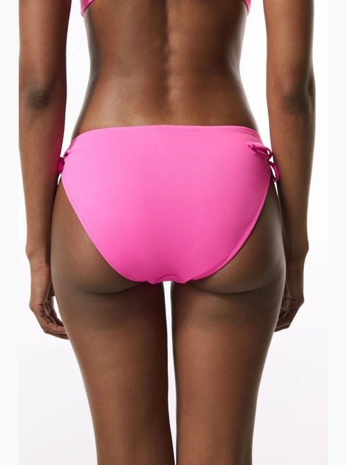 Ring bikinibroekje met middelhoge taille penti - Kiabi Ring bikinibroekje met middelhoge taille penti - Kiabi