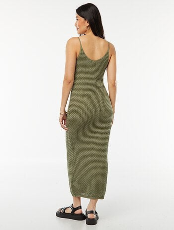 Robe à bretelles coupe midi en crochet