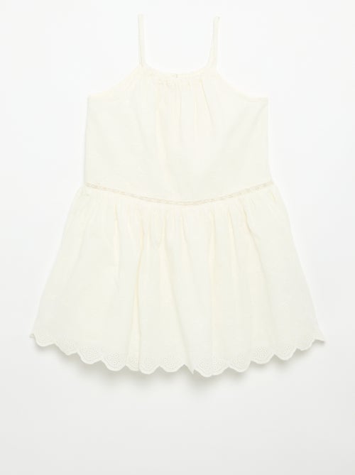 Robe à fines bretelles non réglables avec broderies - Kiabi