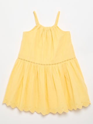 Robe à fines bretelles non réglables avec broderies