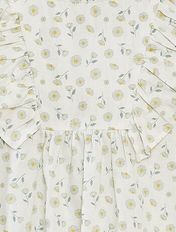 Robe à manches courtes avec détails volantés