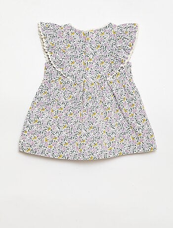 Robe à manches courtes et à volants