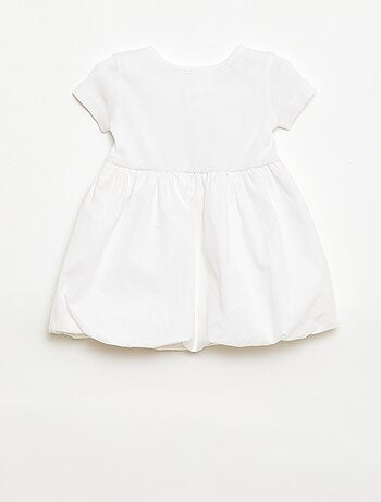 Robe à manches courtes forme boule