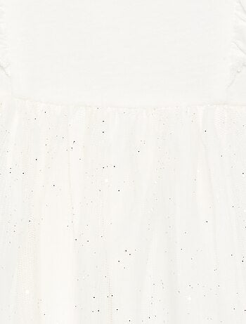 Robe avec base en tulle pailletée