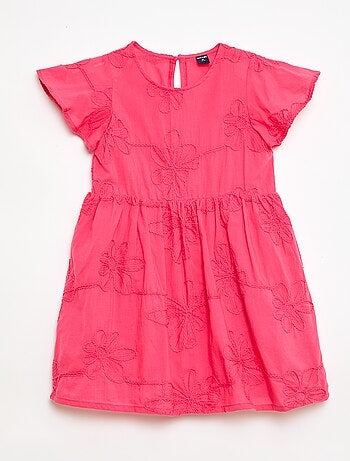 Robe avec broderies fleurs fantaisies