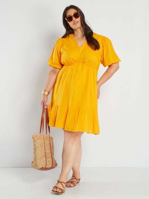 Robe avec volants à la base - Kiabi