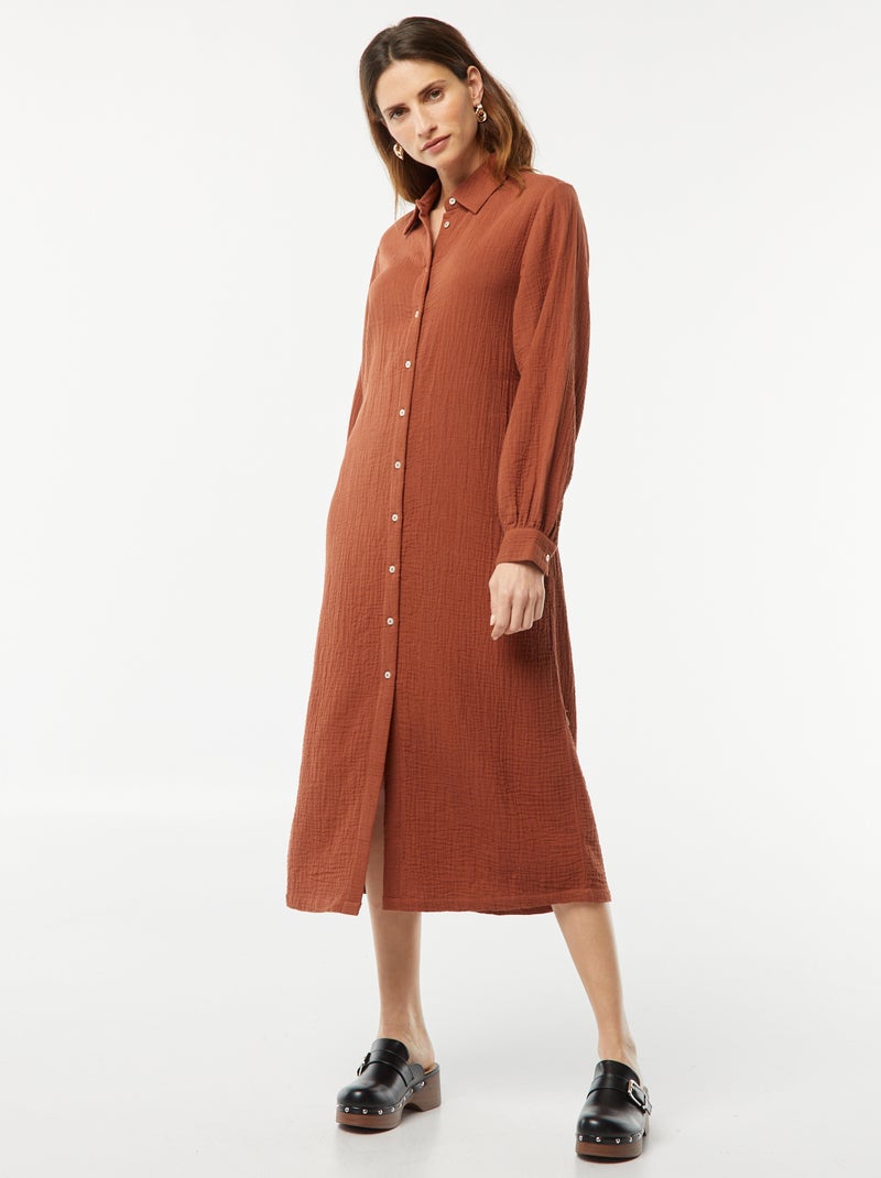 Robe chemise longue en double gaze de coton Marron - Kiabi