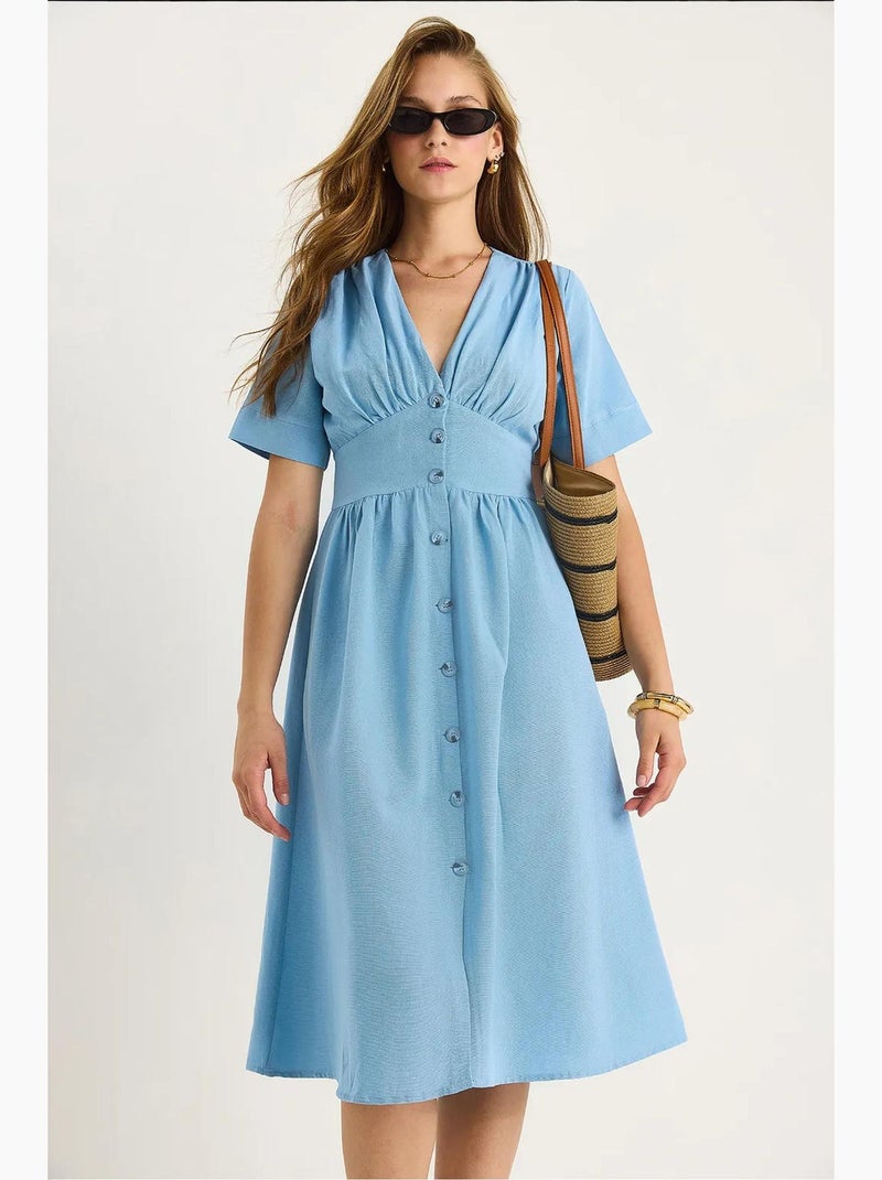 Robe chemise mi-longue boutonnée à col en v lucci Bleu ciel - Kiabi