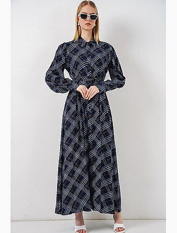 Robe chemise midi à carreaux avec fermeture boutonnée bdart
