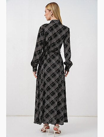 Robe chemise midi à carreaux avec fermeture boutonnée bdart
