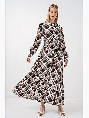 Robe chemise midi à carreaux avec fermeture boutonnée bdart