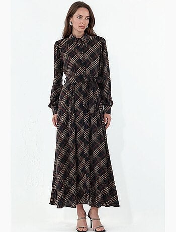 Robe chemise midi à carreaux avec fermeture boutonnée bdart