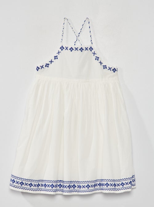 Robe corolle avec broderies - Kiabi