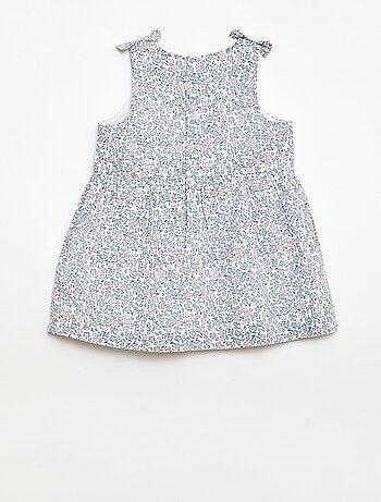 Robe coupe évasée sans manches