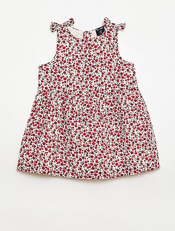 Robe coupe évasée sans manches