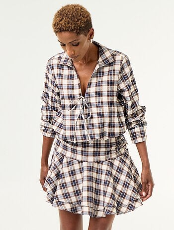 Robe courte à carreaux avec col chemise