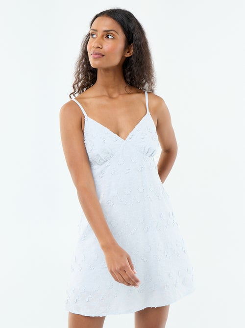 Robe courte à fines bretelles avec broderies all-over - Kiabi