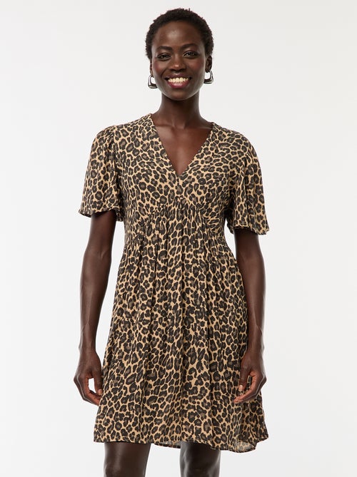 Robe courte à manches courtes avec base volantée - Kiabi