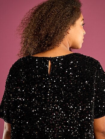 Robe courte à sequins